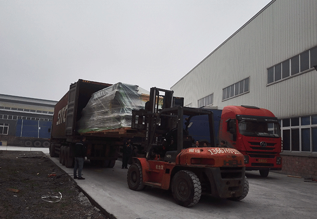 集裝箱設備卸車拆箱定位