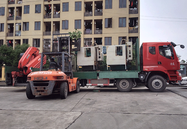 吊裝運輸兩用車搬廠