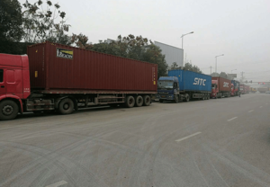 新廠進口集裝箱設備卸車拆箱定位安裝